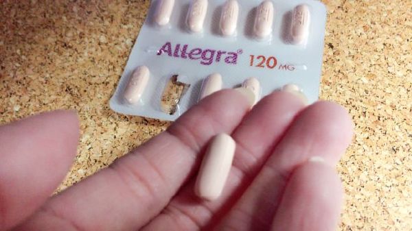 アレグラの「半日効果持続」の投稿写真